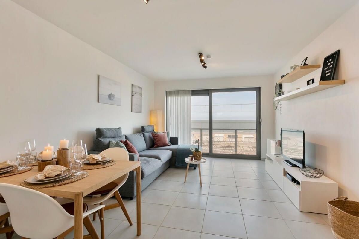 Huswell - Cosy Apartment With Amazing Beach View Ostenda Esterno foto