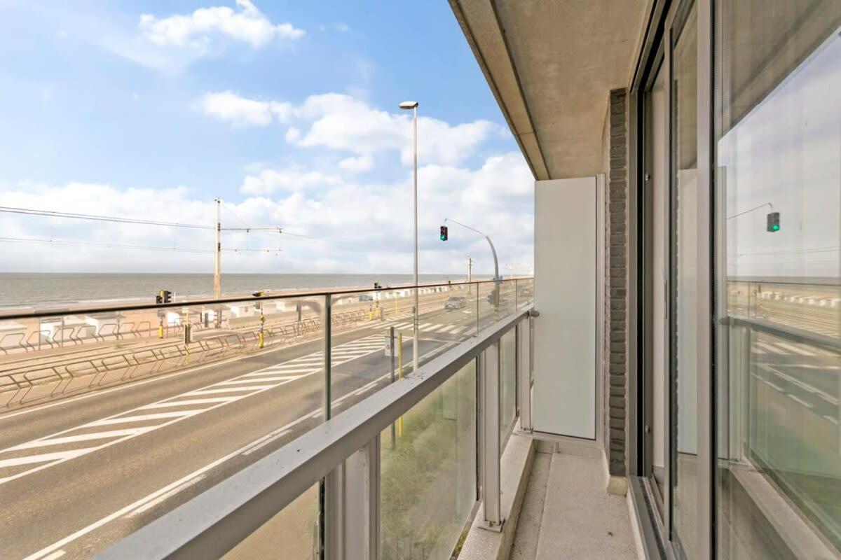 Huswell - Cosy Apartment With Amazing Beach View Ostenda Esterno foto